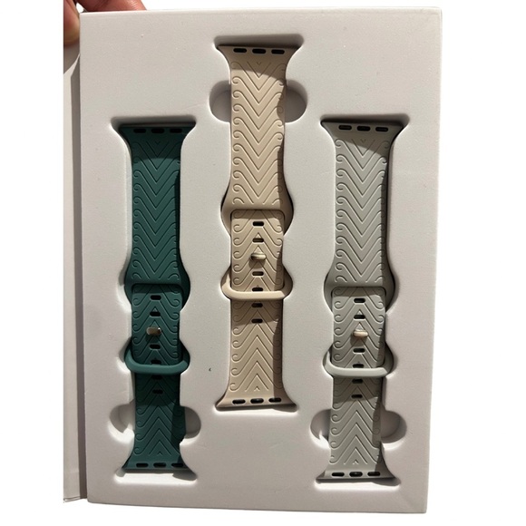 3-Pack Silicone Sport Bands - Picture 2 of 4